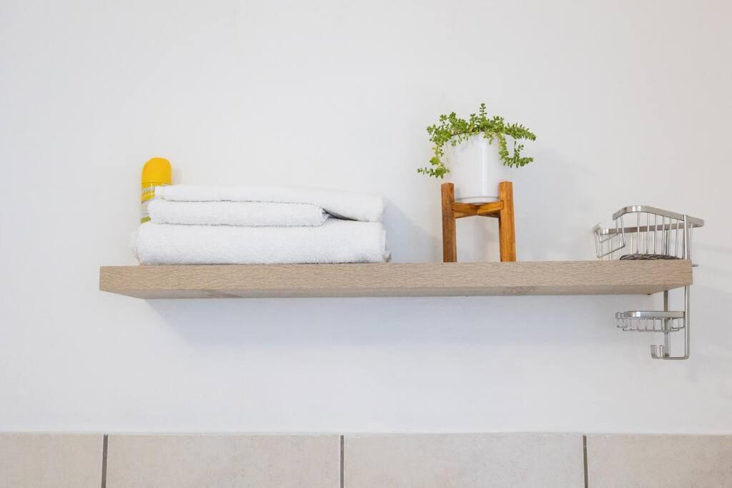 Modern, Trendy And Comfortable 2 Bedroom Apartment In Cape Town Cidade Do Cabo Exterior foto