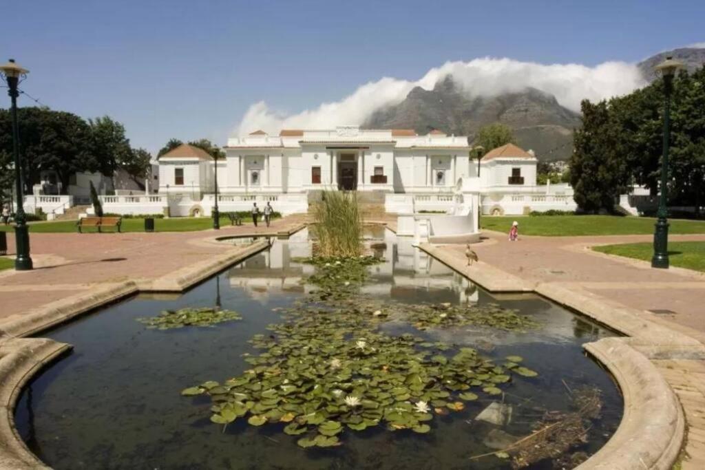 Modern, Trendy And Comfortable 2 Bedroom Apartment In Cape Town Cidade Do Cabo Exterior foto