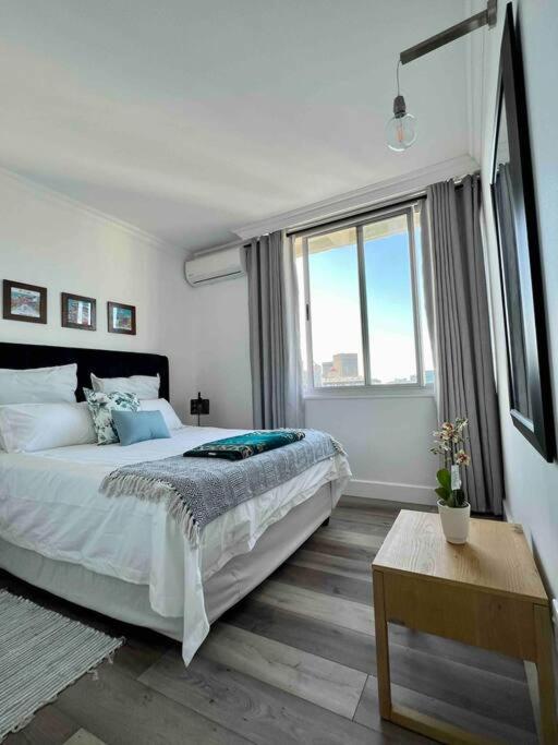 Modern, Trendy And Comfortable 2 Bedroom Apartment In Cape Town Cidade Do Cabo Exterior foto