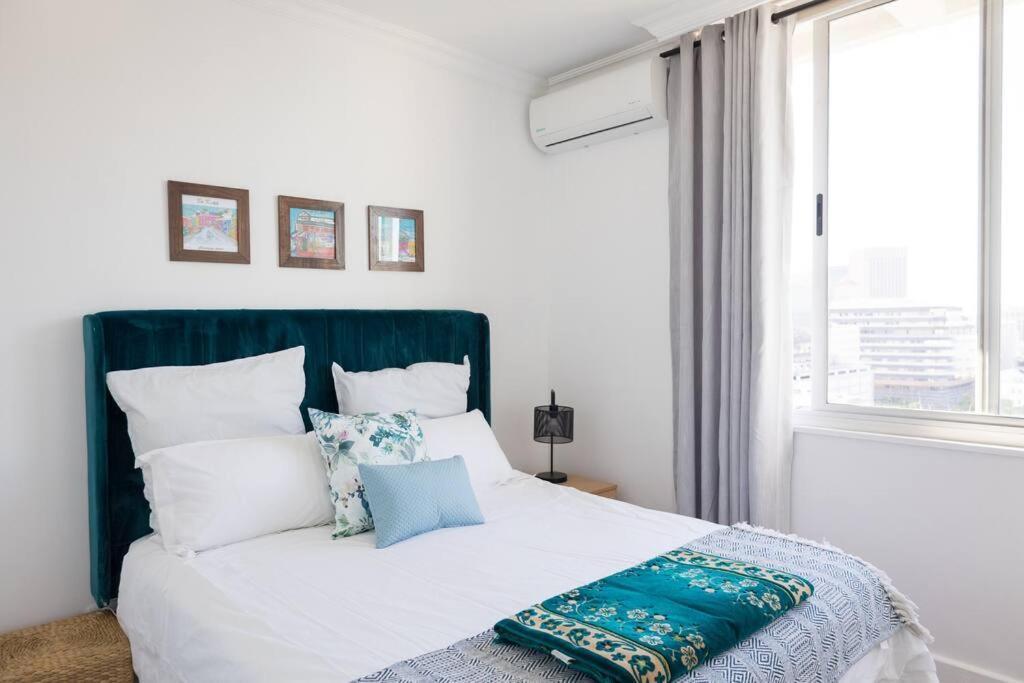Modern, Trendy And Comfortable 2 Bedroom Apartment In Cape Town Cidade Do Cabo Exterior foto